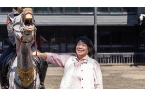 著名作家畢淑敏：新疆古生態(tài)園，值得來！